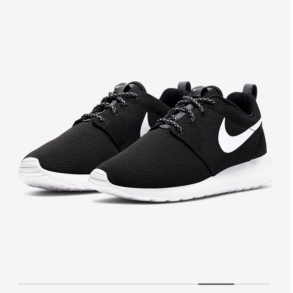 nike roshe one women